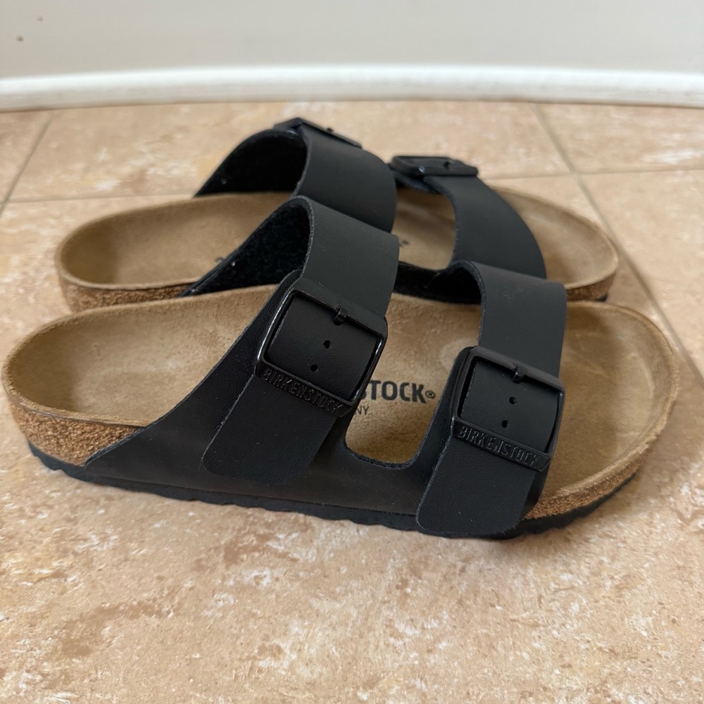 Birkenstocks size 7!!